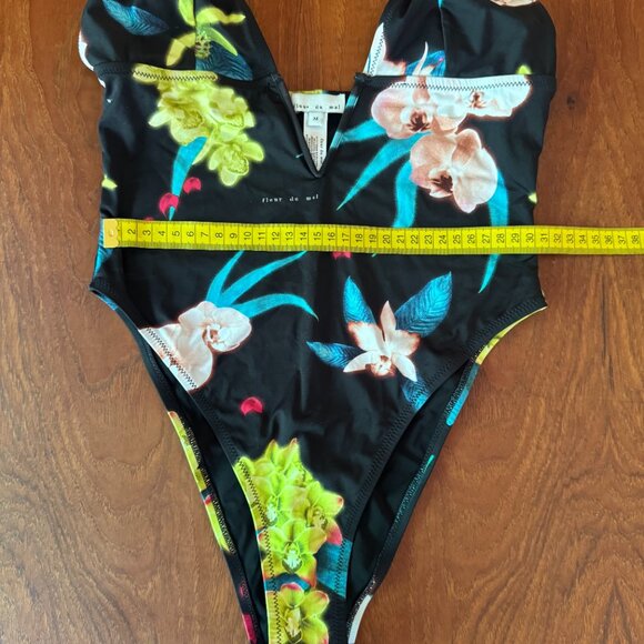 ๐บ Fleur du Mal One-Piece Swimsuit โ Excellent Condition ! - Picture 6 of 8